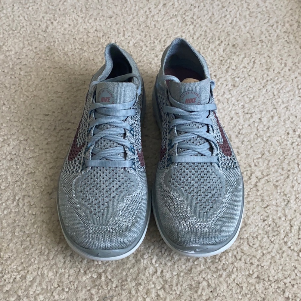 Nike Womens Free Rn Flyknit 2018 Running. Size 8.